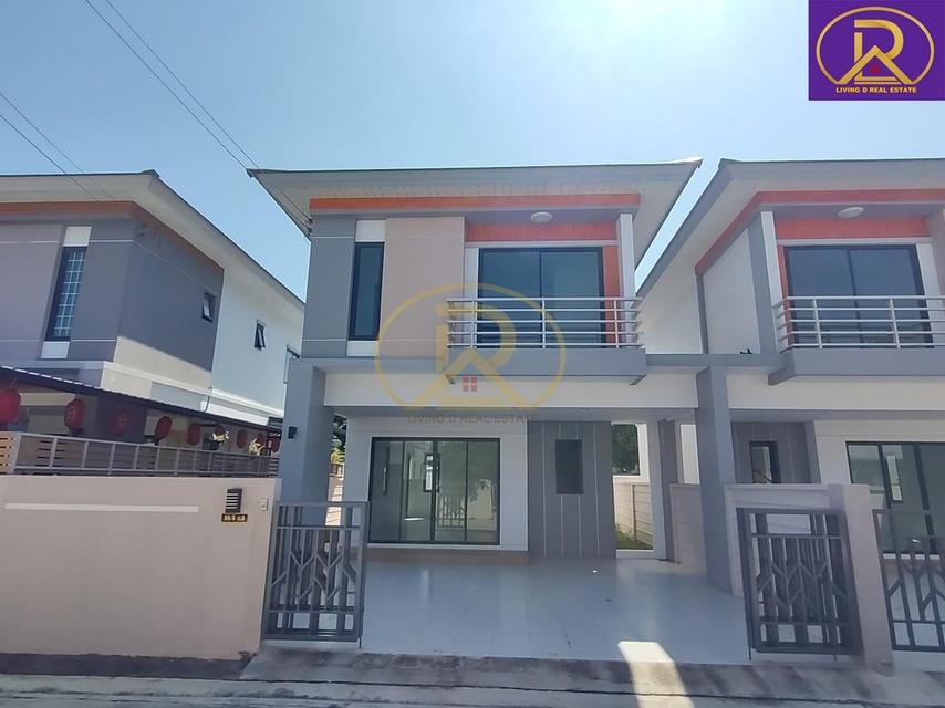 ขายบ้านใหม่เหลือ2หลังสุดท้าย โครงการบ้านภูริ บ้านแฝดสไตล์บ้านเดี่ยว 2 ชั้น สวยทันสมัย พร้อมเข้าอยู่ ต.บ้านสวน อ.เมืองชลบ 2