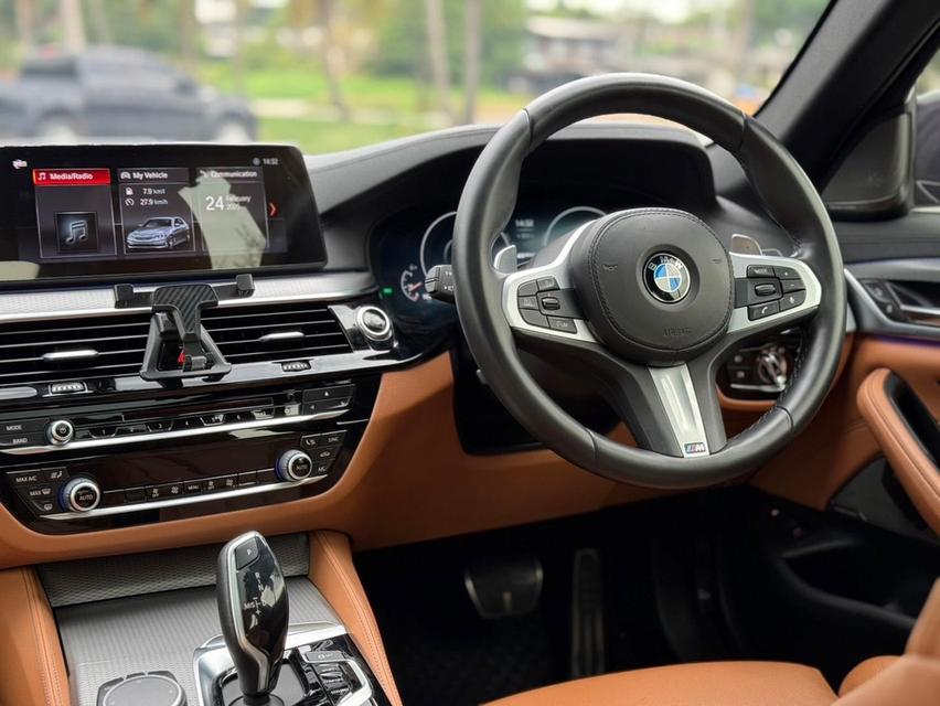 BMW 530e M Sport ปี 2019 ไมล์ 76,xxx km 10