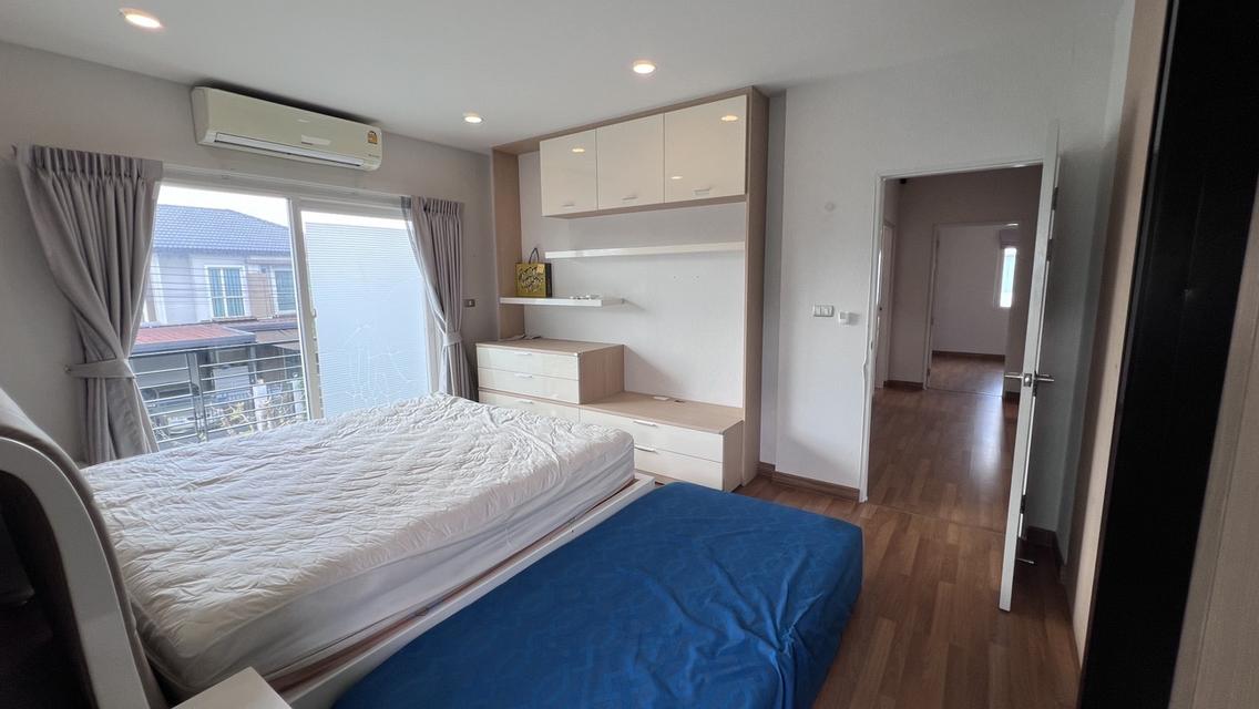 ขายบ้าน ในหมู่บ้าน The CITY ปิ่นเกล้า-สาย4 11