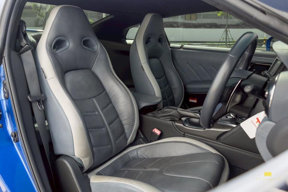 NISSAN GT-R R35 2019 – 50th รูปที่ 8