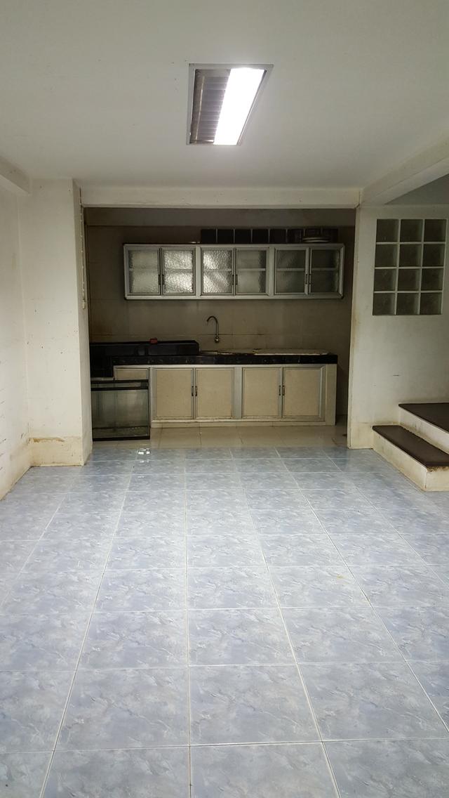 ให้เช่าโฮมออฟฟิศ ทำเลทอง!  3.5 ชั้น ม.มวลชนธานี บางแวก (บ้านเปล่า)  ติดถนนบางแวก พุทธมณฑลสาย 2 แยกทศกัณฑ์ 2