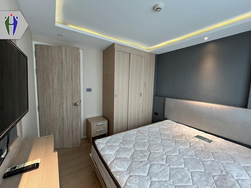 For rent Estanan Condo Pratumnak 11,000 baht 4
