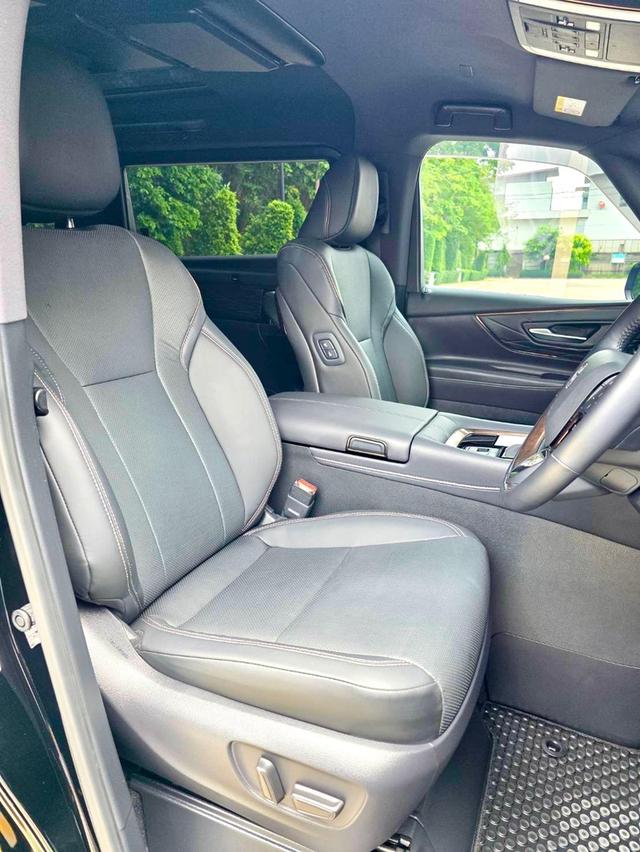 TOYOTA ALPHARD Z 2WD สีดำ ปี 2025 ไมล์ 10,000 กม. 8