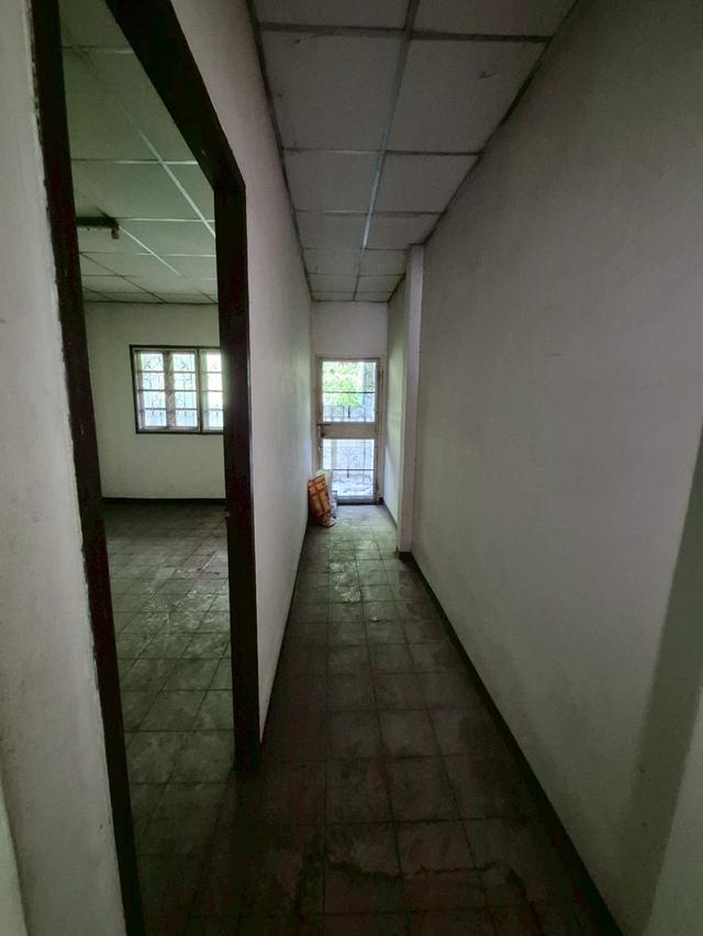 ขายทาวน์เฮ้าส์ 2 ชั้นมือสอง ทำเลดี หมู่บ้านจรัญวิลล่า 3 จรัญสนิทวงศ์ 37 ใกล้ รถไฟฟ้า MRT บางขุนนนท์ 14