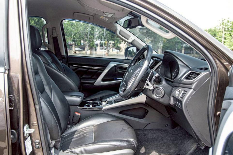 MITSUBISHI PAJERO Sport 2.4 GT(4WD) Premium ปี 2016 Auto สีน้ำตาล 11