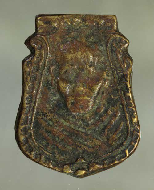 รูป เหรียญ หล่อ หน้าเสือ หลวงพ่อน้อย เนื้อทองผสม ค่ะ j1879