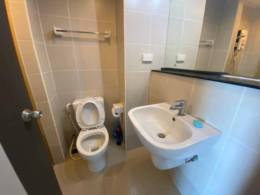 🔑🌠 ให้เช่าคอนโดมิเนียมหรู พร้อมคลับเฮ้าส์และสระว่ายน้ำ ระบบรักษาความปลอดภัยดีเยี่ยม อยู่สบาย ปลอดภัย ใจกลางความสะดวกสบาย 9