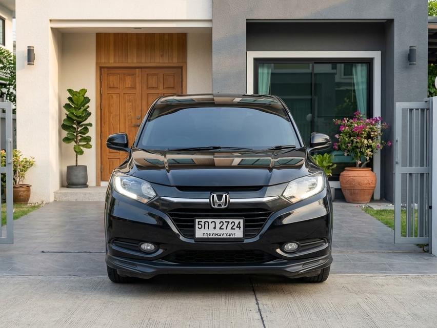 honda HRV 1.8 el ปี 16 เริ่มต้นดาวน์ 0%