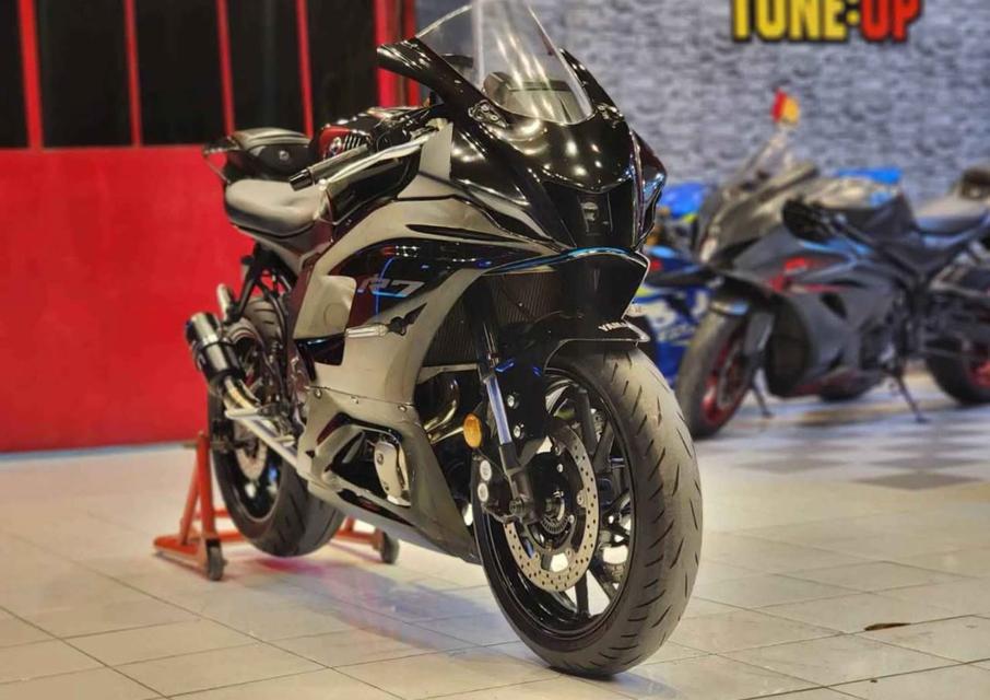 Yamaha R7 ปี 2022 สีดำ