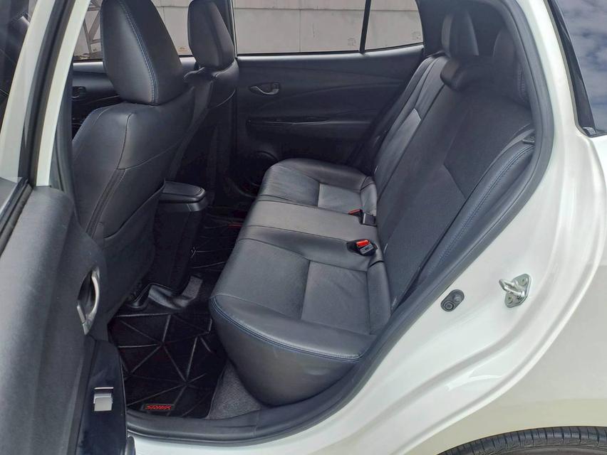 TOYOTA YARIS, 1.2 SPORT PREMIUM (สีขาว) ปี2022 13