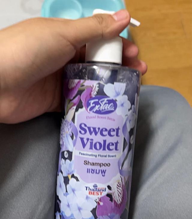 EXFAC Shampoo Sweet Violet แชมพูสระผม กลิ่นหอมติดทน 2