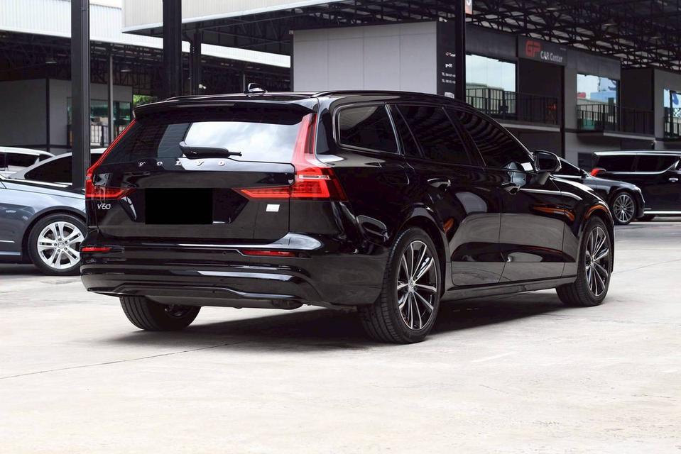 2023 Volvo V60 2.0 Recharge Plus Dark T8 4WD Plug-in Hybrid รถใหม่ ประหยัดไปเกือบล้านบาท 4