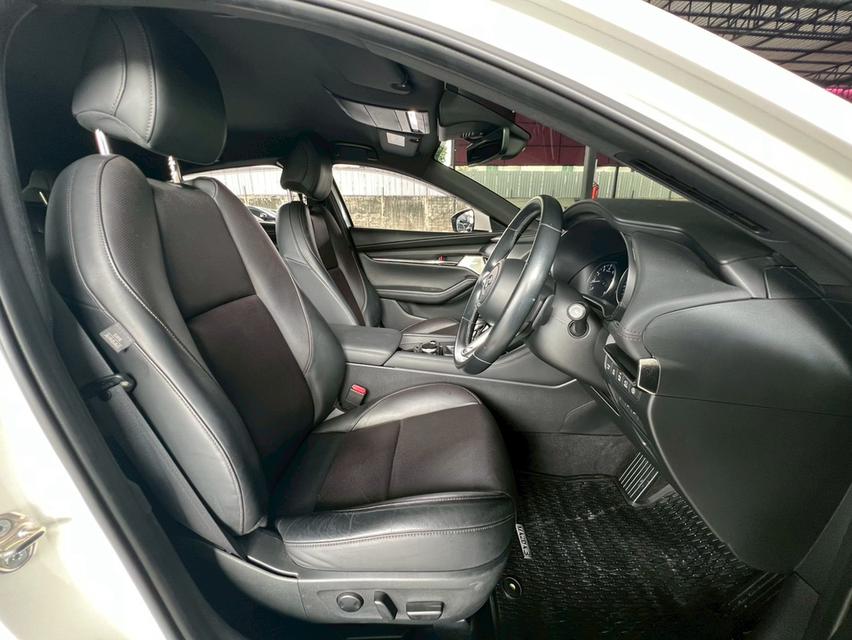 MAZDA MAZDA3 2.0 SP SPORTS ปี 2019 จด 2020 8