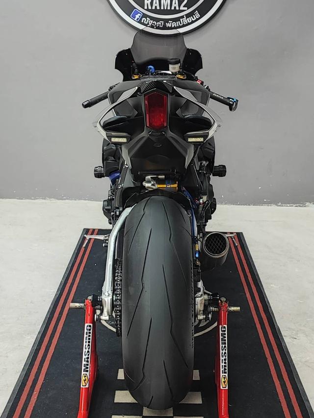 Yamaha  R1M  ปี2019 ราคาเร้าใจ ออกรถ 0 บาท  10