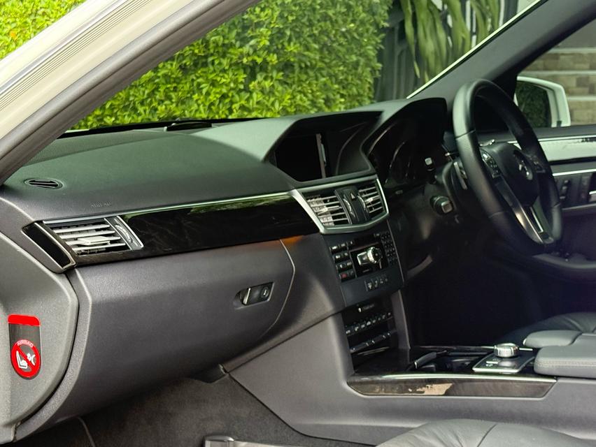 2014 BENZ E250 AMG DYNAMIC รถมือเดียวออกศูนย์ BENZ THAILAND รถวิ่งน้อย ประวัติศูนย์ครบ ไม่มีอุบัติเหตุครับ 11