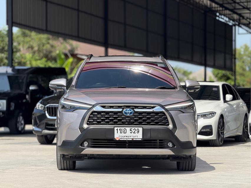 รหัสรถ WRT529 2021 TOYOTA COROLLA CROSS, 1.8 HYBRID PREMIUM SAFETY รูปที่ 2