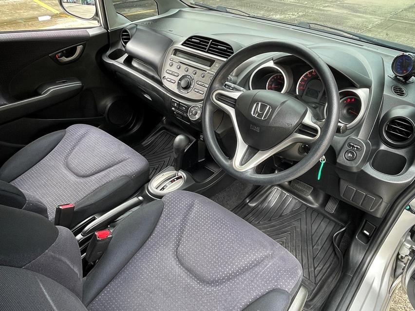 รหัสรถ DWC3291 HONDA JAZZ 1.5 S (โฉมGE) ปี 2010 เกียร์AUTO 8