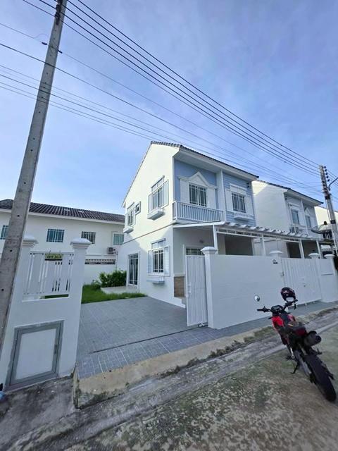 ให้เช่าบ้านเดี่ยว 2 ชั้น อมตะฝั่งดอนหัวฬ่อ ใหญ่มาก ใหม่ทั้งหลัง 40ตร.วา.160ตร.ม. 4 นอน 2 น้ำ ศุขประยูร ตลาดหนองตำลึง 1.6 1