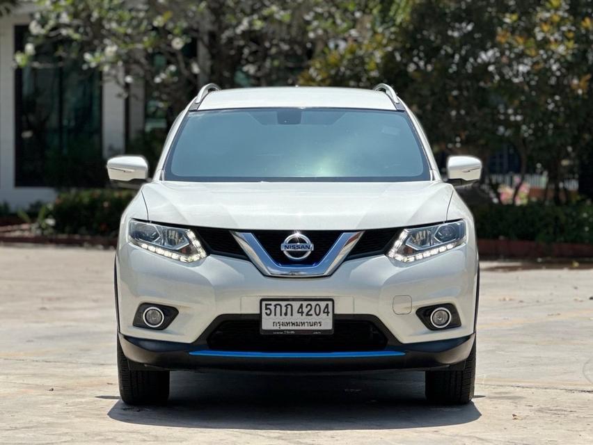 รหัสรถ PAT4204 Nissan X-Trail 2.0V Hybrid 4WD A/Tสีขาวมุก ปี2016 4