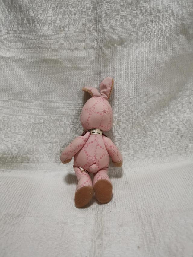 pink rabbit by Shinada 2