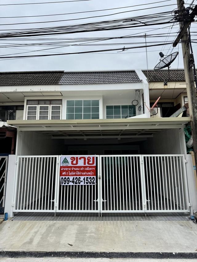 ขายทาวน์โฮมรีโนเวทใหม่ทำเลดี ติดสะพานพระราม 5 พร้อมเข้าอยู่🏡 -ขนาด 20 ตร.ว. 