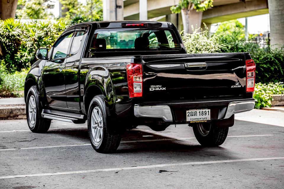 ISUZU D-MAX Hi-lander Cab 1.9 Ddi L ปี 2018 สีเทา มือเดียวป้ายแดง 8