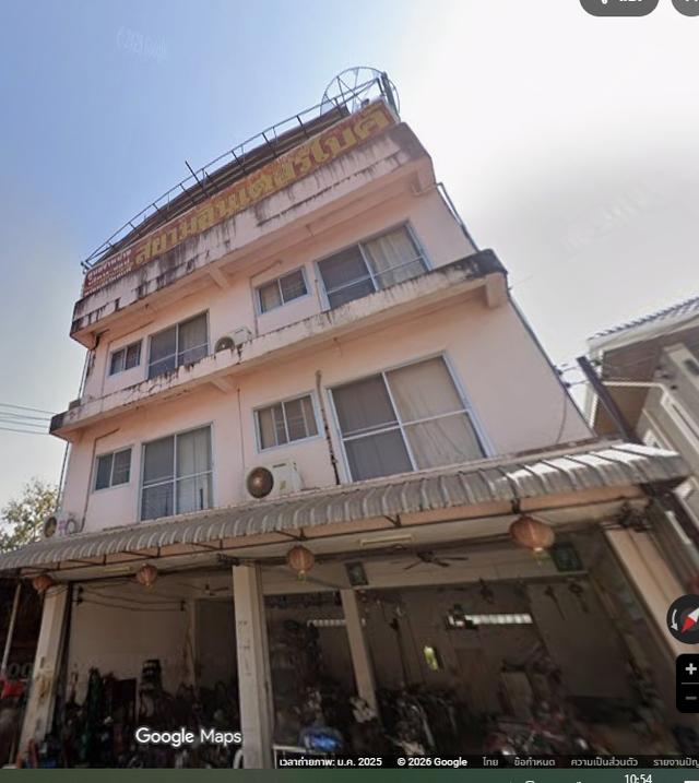 บ้าน/ตึก 3 ชั้นครึ้ง 3