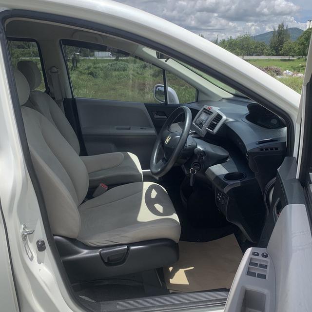 HONDA FREED 1.5 AUTO 12