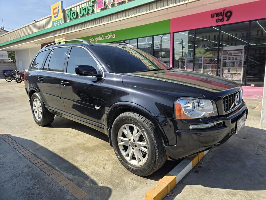 volvo XC90 ปี 2004 สีดำ เอกสารครบโอนได้เครื่องเบนซิน 6 สูบ Turbo คู่ เกียร์ออโต้ ขับ 4×4 awdราคา 145,000 ฿  เงินสด ( เเลก /เทริน volvo รุ่นอื่นได้ ) 2