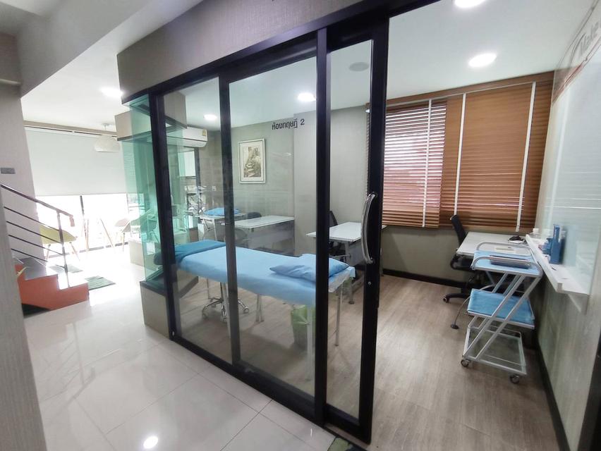 ขายอาคารพาณิชย์ 2 คูหา ทำเลทอง ตกแต่งเป็น HOME OFFICE, ที่พักอาศัย, หรือรร.เอกชน ซอยสังคมสงเคราะห์5 ลาดพร้าว71 7