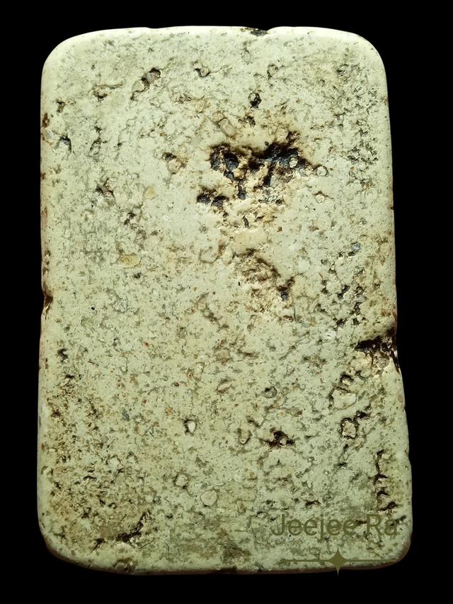 พระสมเด็จวัดระฆังพิมพ์ใหญ่เกศจรดซุ้มครบองค์ประกอบโดยรวมถือว่าองค์นี้สวยสมบูรณ์มากแบ่งปันคะ