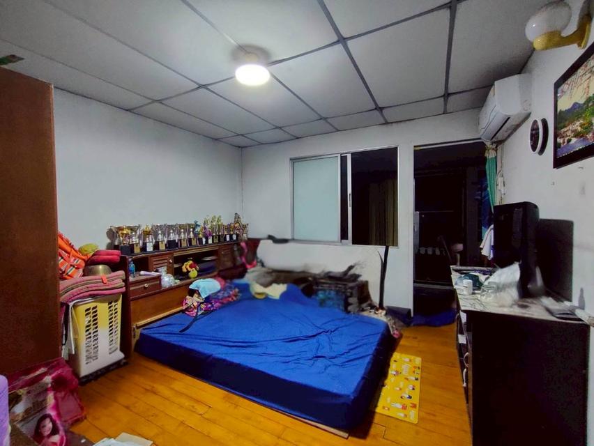 บ้านทาวน์เฮ้าส์ 18 ตร.ว. 2.3 ลบ.เท่านั้น 5