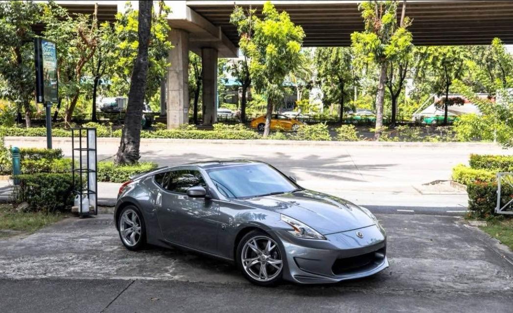 Sale Nissan 370 Z 2