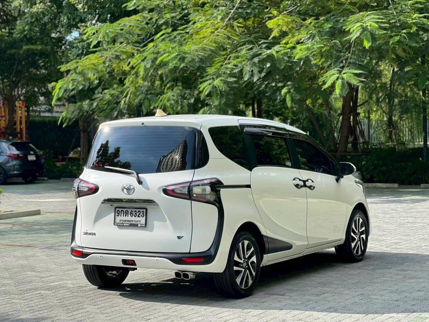 Toyota Sienta 2019  8