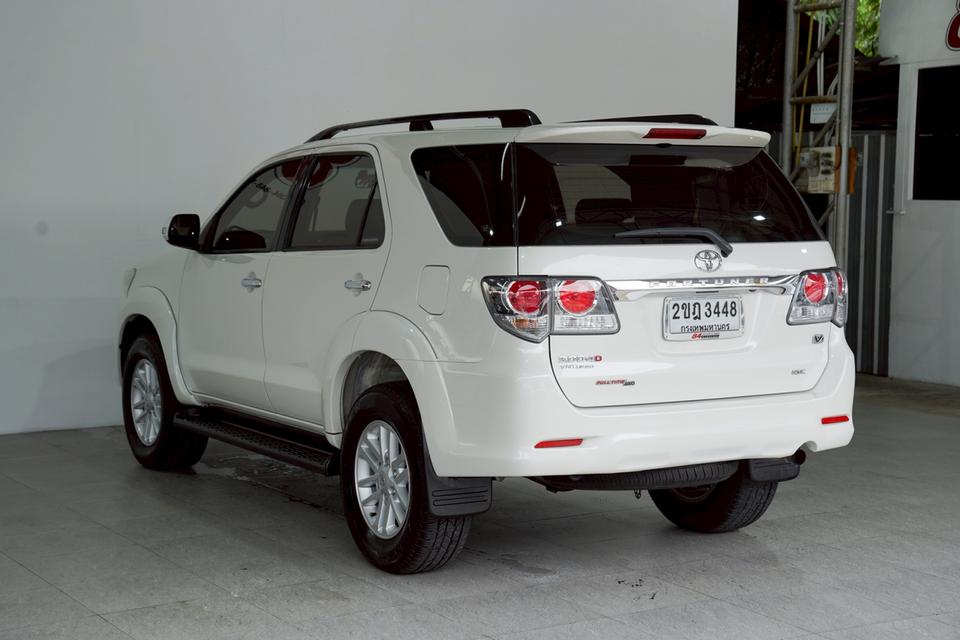 TOYOTA FORTUNER 3.0 V 4WD AT  (ปี 2011)  5