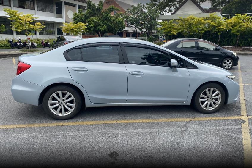 HONDA CIVIC 1.8E ปี2012 12