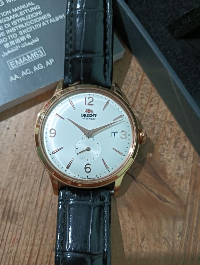 นาฬิกา oriant เรือนทอง หน้าปัดขาว