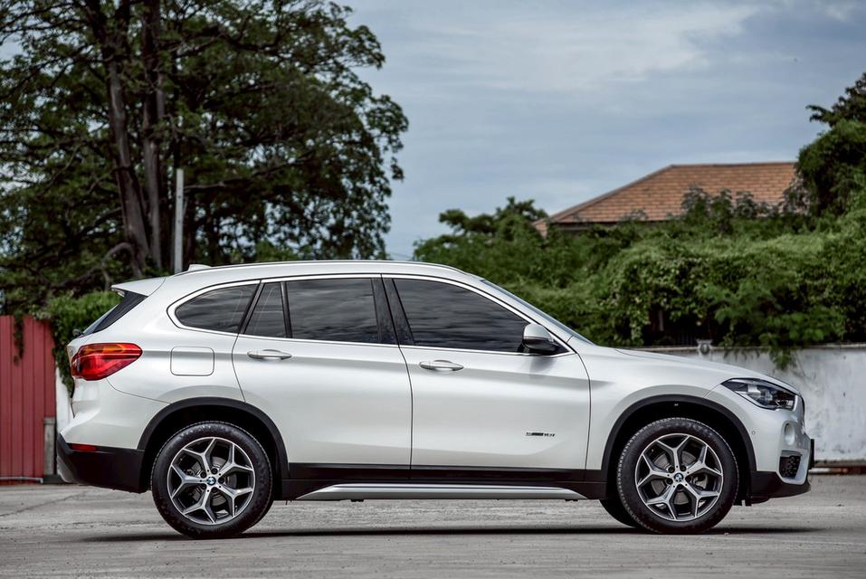 BMW X1 1.5 sDrive18i xLine F48 AT 2017 4