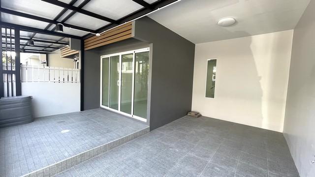 ขายทาวน์โฮม รีโนเวทใหม่ เดอะคัลเลอร์ส วงแหวน-รามอินทรา ย่านรามอินทรา มีนบุรี 2