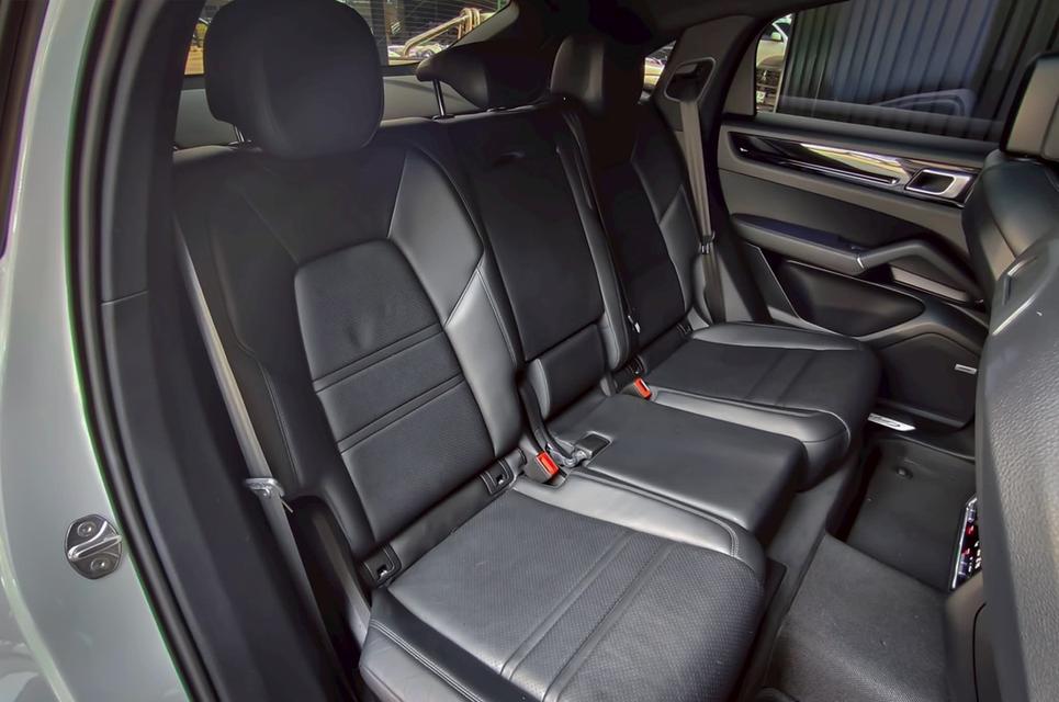 Cayenne 3.0 E-Hybrid Coupé 9