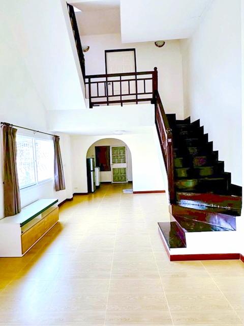 หลังสุดท้าย นิคมบางชัน 1.1 กม เสรีไทย 77-85 สวนสยาม100ม. MRT ราษฎร์พัฒนา ให้เช่าทาวน์โฮม 3 ชั้น 49 ตร.วา.200 ตร.ม. พร้อม 3