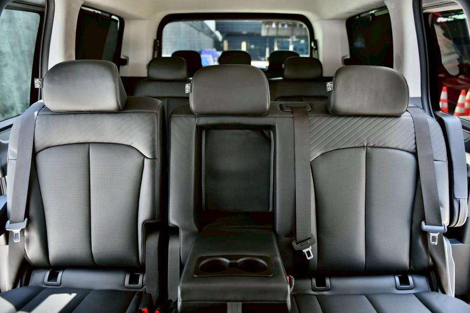 2023 แท้ HYUNDAI STARIA 2.2 Diesel Premium AT รถสวยใช้น้อยมากๆ สภาพป้ายแดง รูปที่ 15