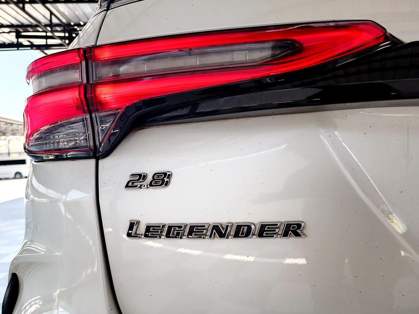 FORTUNER LEGENDER 2.8 4WD ปี 2021จด22 ✅ ฟรีค่าจัด-ค่าโอน ✅ ฟรีประกันภัย ✅ ฟรี พรบ 14