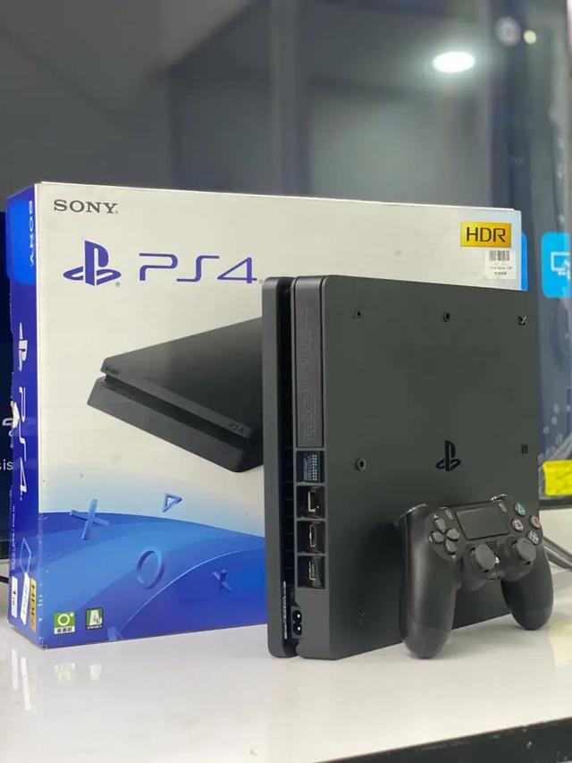 เครื่องเล่นเกม Sony PlayStation 4 3