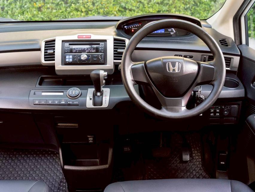 Honda Freed 1.5E ปีจด 2015 ♨️ #ประกันเครื่องเกียร์3ปี3หมื่นkm. 17