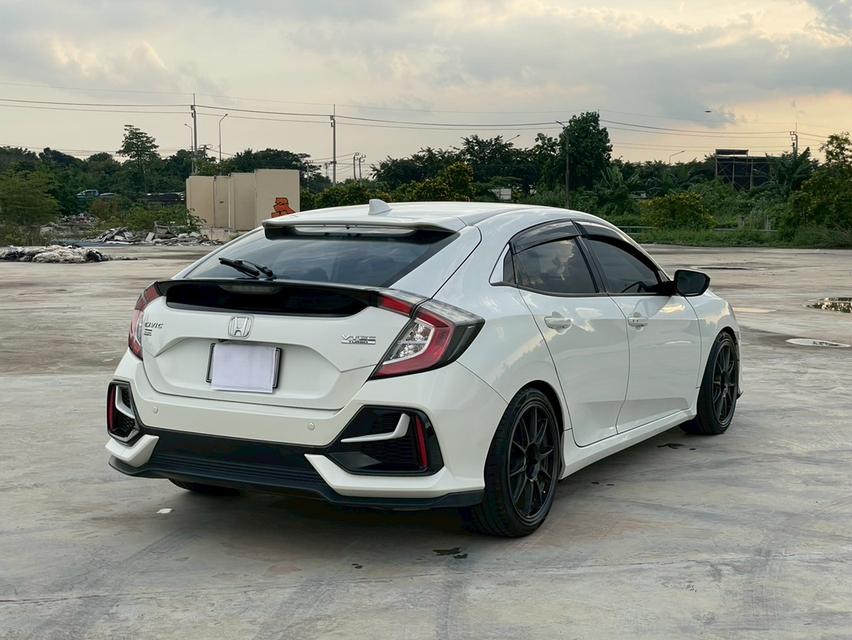 HONDA CIVIC FK  1.5 TURBO  สีขาว ปี 2017 เกียรออโต้  9