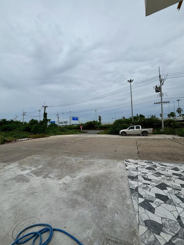 ตึกแถวคู่ห้อง ติดทางด่วนใหม่ M แถววัดพะเนียงแตก  7