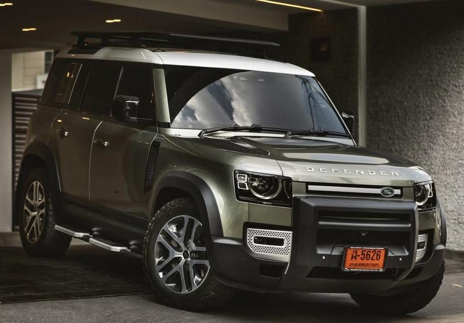 Land Rover Defender 110 P400