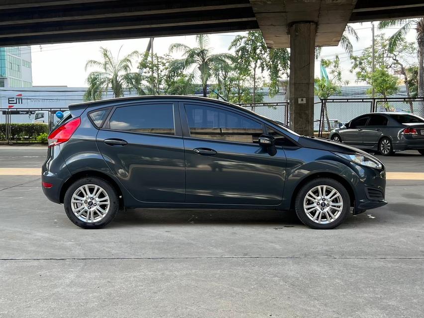 ขายรถ Ford Fiesta 1.5S Hatchback ปี 2015 สีเทา เกียร์ออโต้ 8