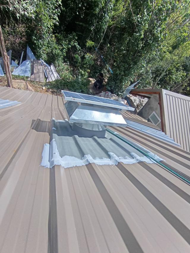 พัดลมระบายติดบนหลังคา 9